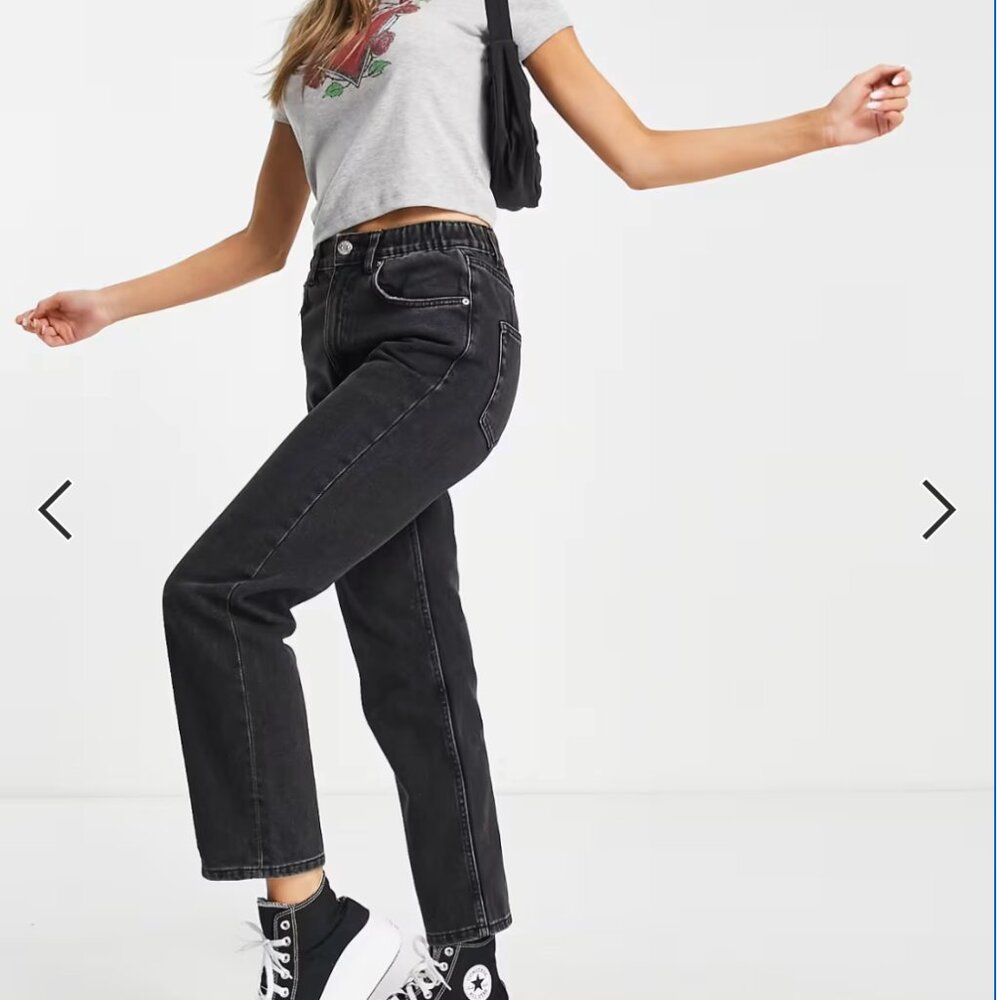 Pull&Bear Women’s Black Straight Leg Jeans with Scrunch Waistband Size 4